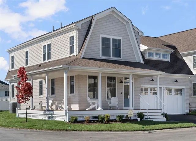 $1,949,000 | 4 Lookout Lane, Unit 1, Portsmouth, RI 02871