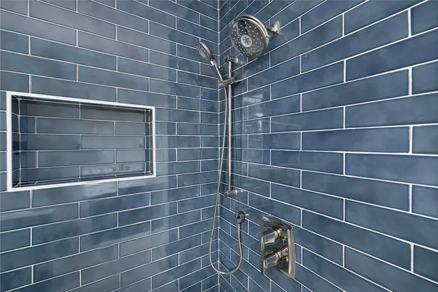 $1,949,000 | 4 Lookout Lane, Unit 1, Portsmouth, RI 02871