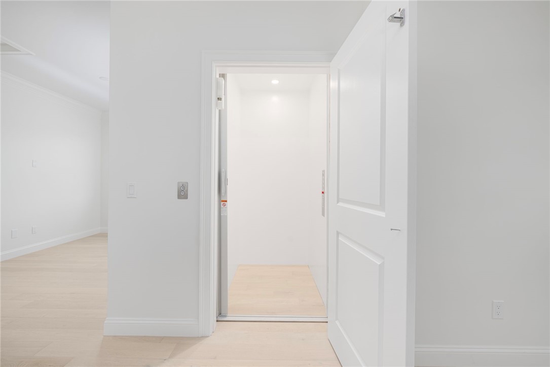 4 Lookout Lane, Unit 1 Portsmouth, RI 02871 - Photo 25 of 44