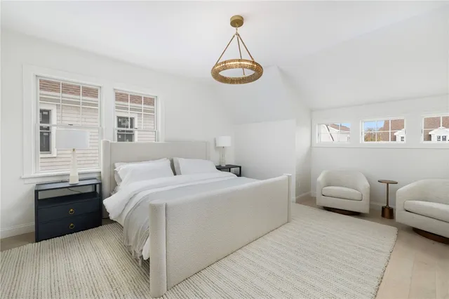 $1,949,000 | 4 Lookout Lane, Unit 1, Portsmouth, RI 02871