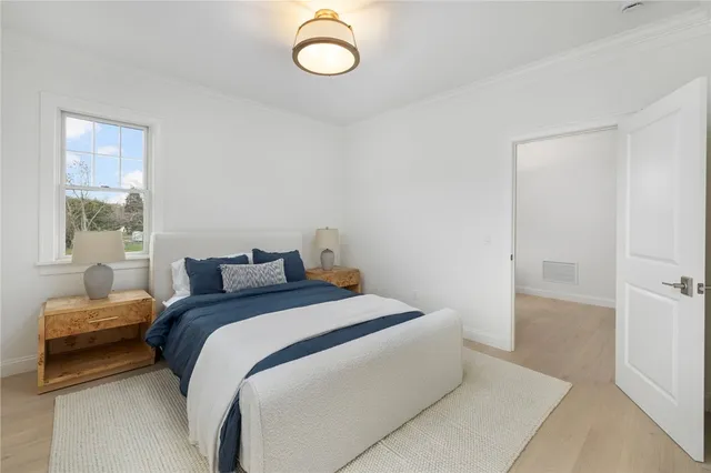 $1,949,000 | 4 Lookout Lane, Unit 1, Portsmouth, RI 02871