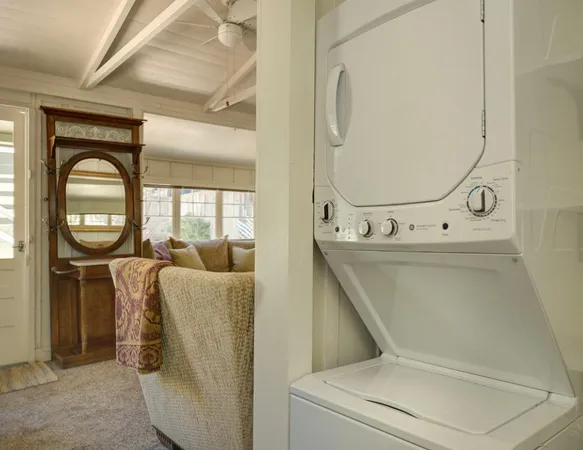 $3,000 | 3934 Camino Real, Carmel, CA 93923