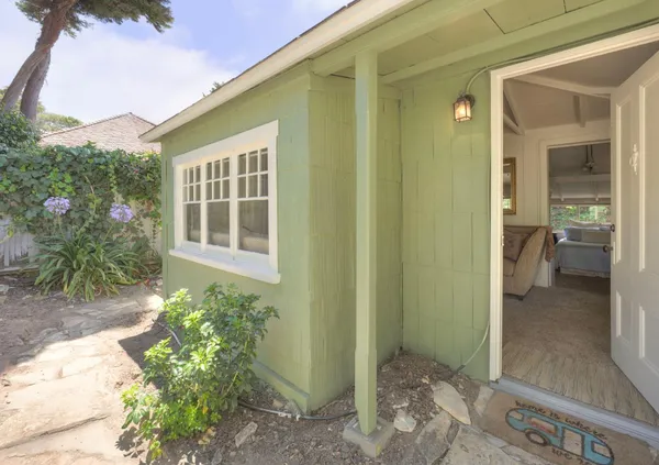 $3,000 | 3934 Camino Real, Carmel, CA 93923