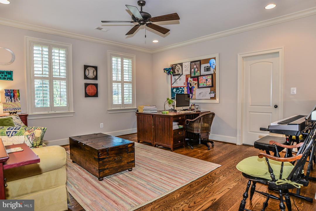 2005 Carrhill Road Vienna, VA 22181 - Photo 22 of 30 Upper Level Open Space for Studying or Relaxing