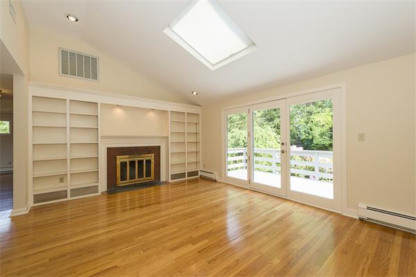 127 Kendall Road Lexington, MA 02421 - Photo 4 of 21 Gallery Image 4