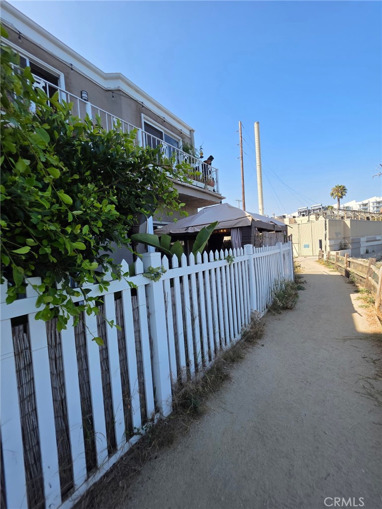 120 Hurricane Street, Unit 2 Marina del Rey, CA 90292 - Photo 46 of 47
