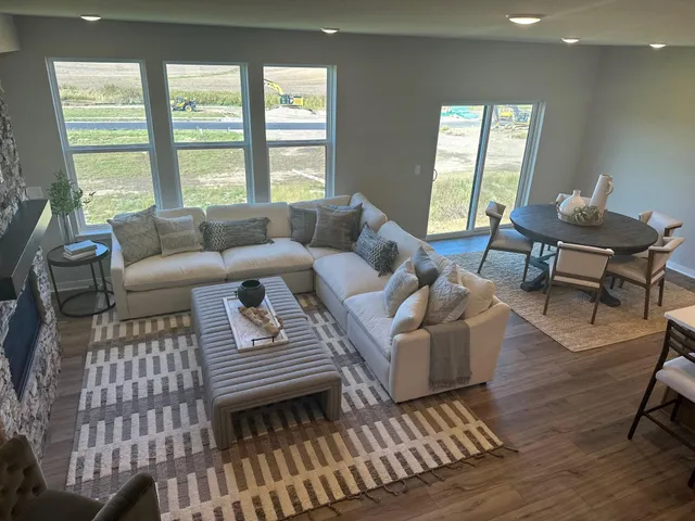 $569,990 | 19361 Everfield Avenue, Farmington, MN 55024