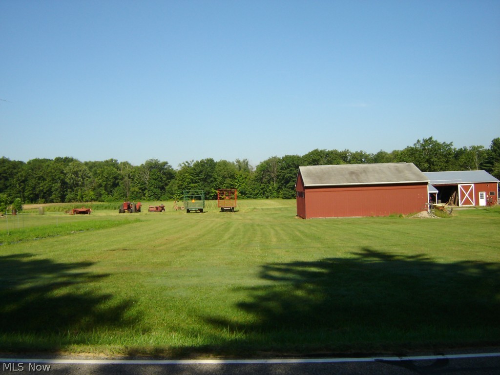 16666 Snyder Road Chagrin Falls, OH 44023 - Photo 21 of 25 Gallery Image 21