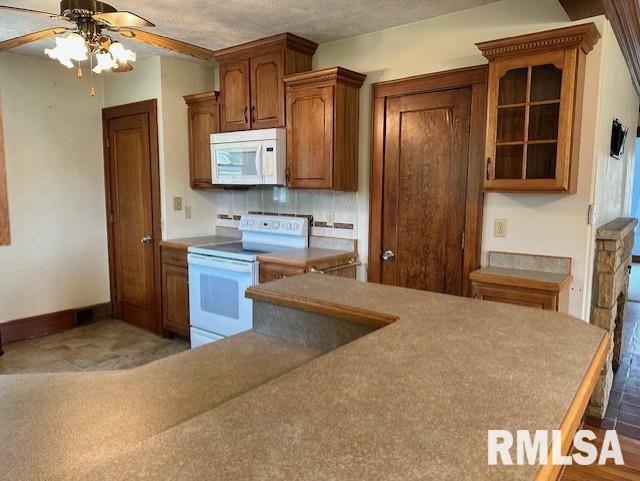 200 East Vandalia Road Jacksonville, IL 62650 - Photo 8 of 30 Gallery Image 8