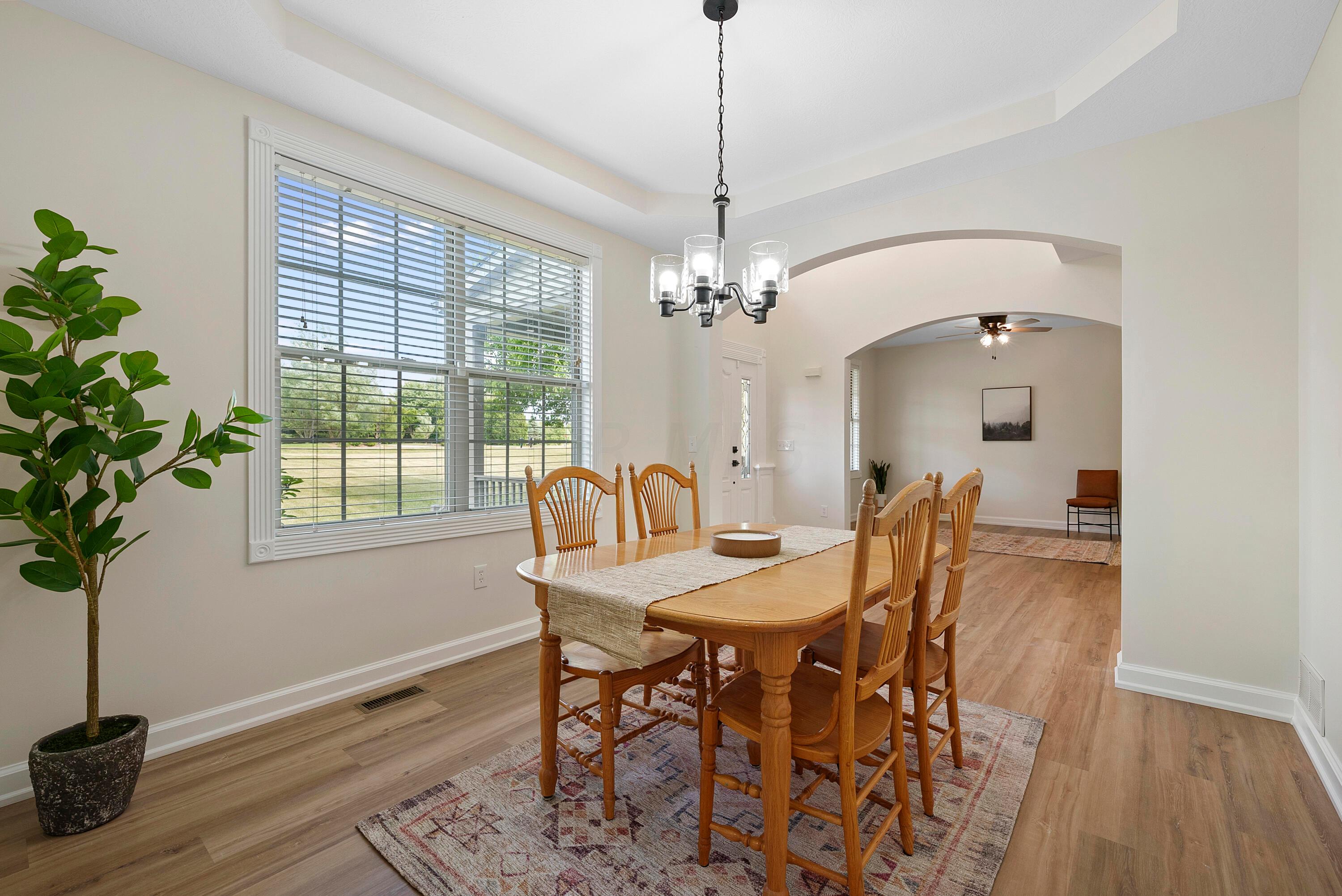 2005 River Road Delaware, OH 43015 - Photo 4 of 72 Dining Room