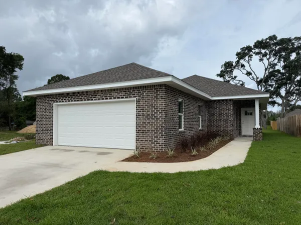 $385,000 | 46 Winfield Street, Niceville, FL 32578