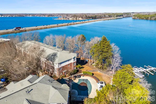 $425,000 | 706 Northeast Drive, Davidson, NC 28036