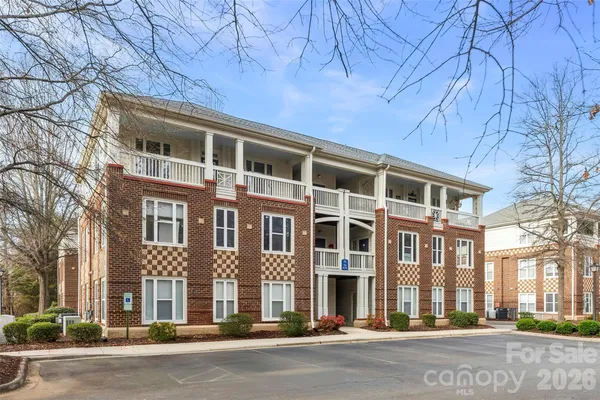 $425,000 | 706 Northeast Drive, Davidson, NC 28036