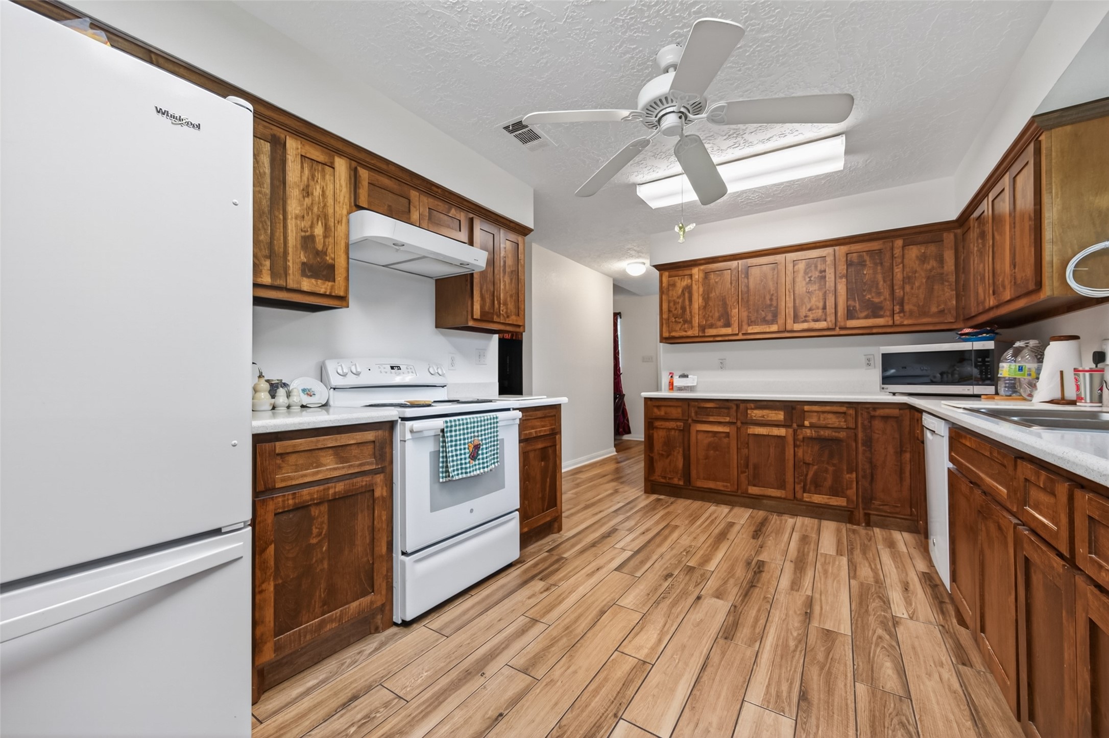 1004 Wagon Road Simonton, TX 77485 - Photo 12 of 40