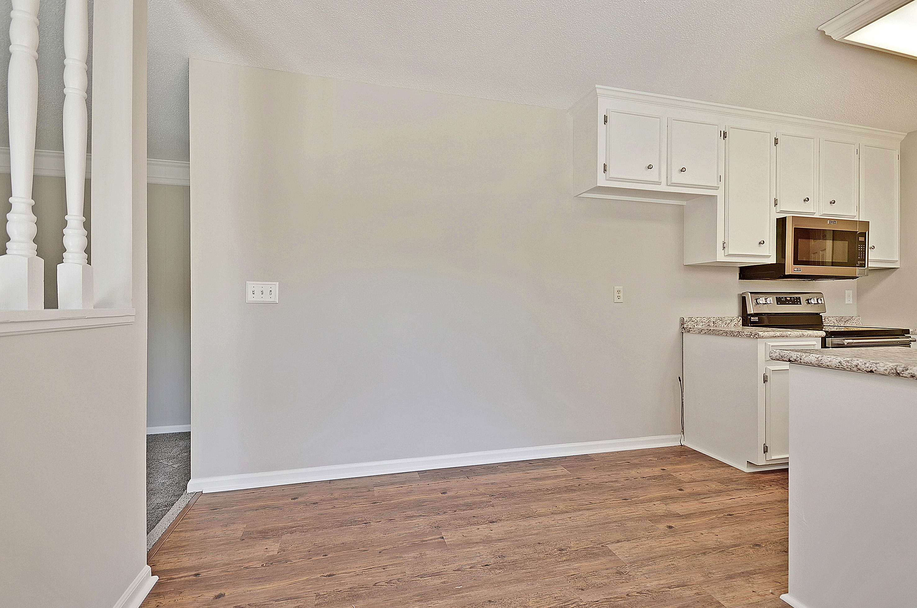 237 Foxborough Road Goose Creek, SC 29445 - Photo 12 of 32 Kitchen area