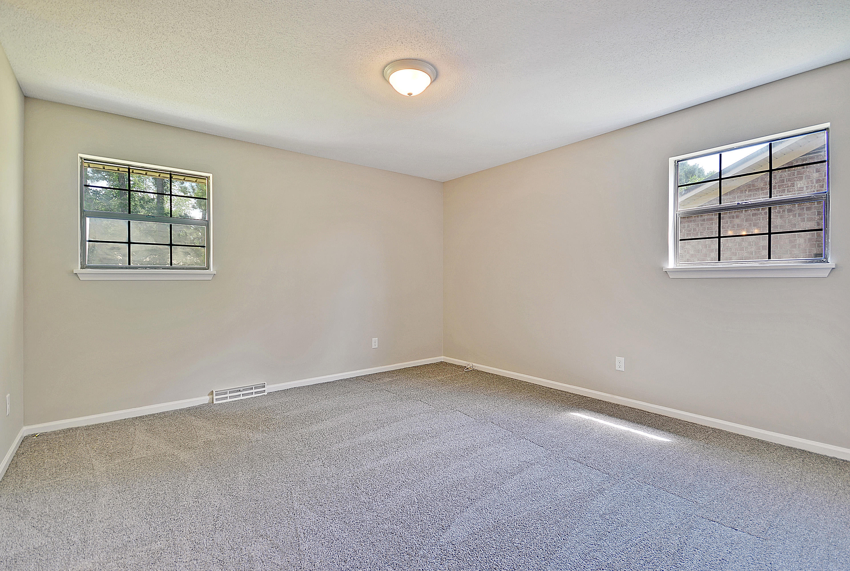 237 Foxborough Road Goose Creek, SC 29445 - Photo 22 of 32 Master bedroom