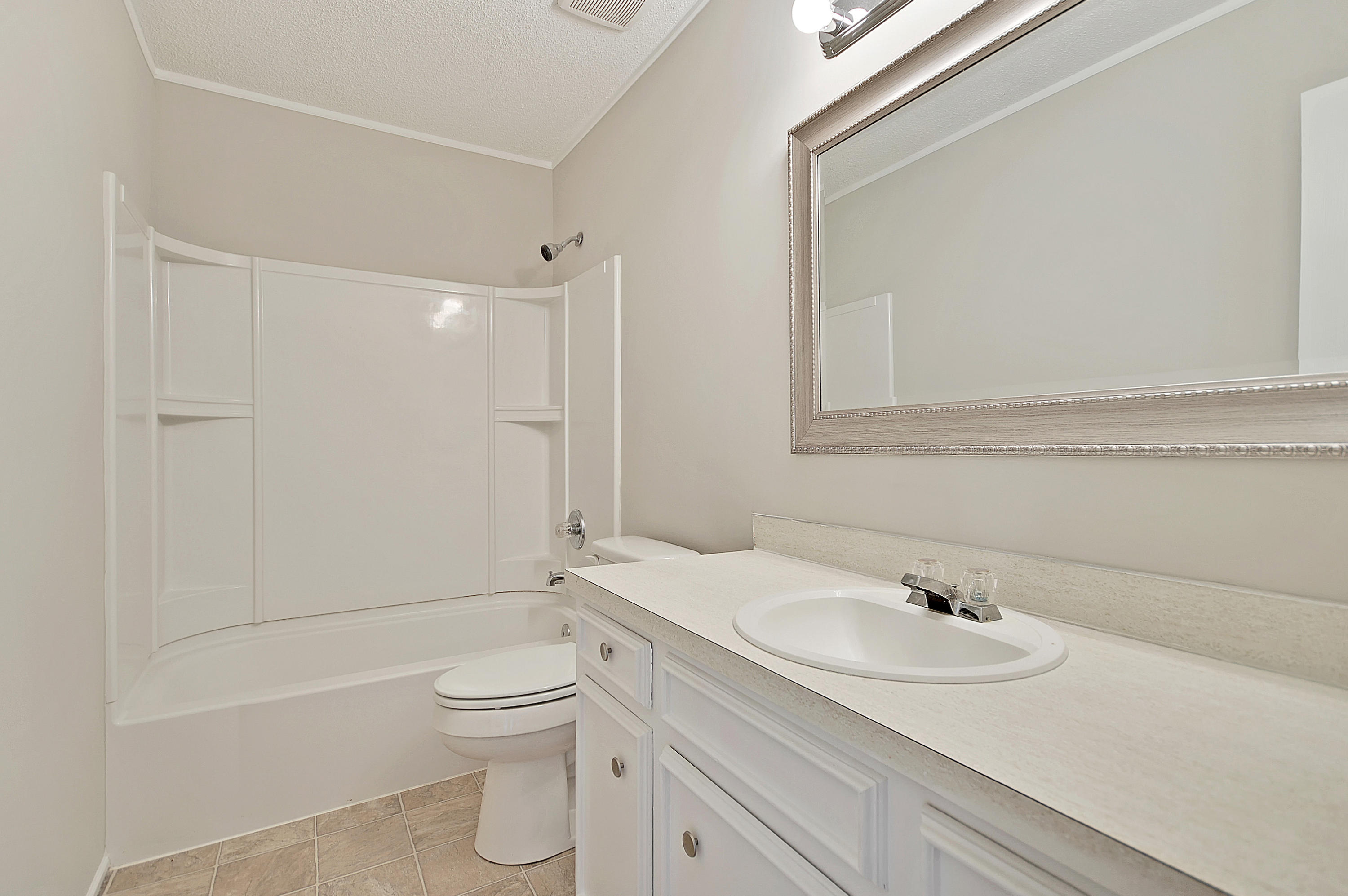 237 Foxborough Road Goose Creek, SC 29445 - Photo 24 of 32 Full bath-hallway