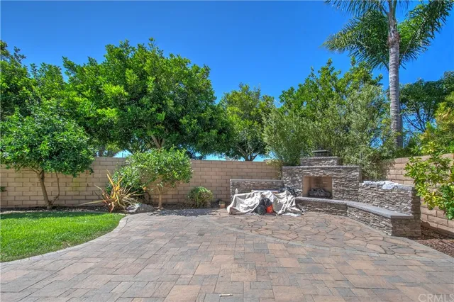 $6,500 | 5672 Larkmont Drive, Huntington Beach, CA 92649