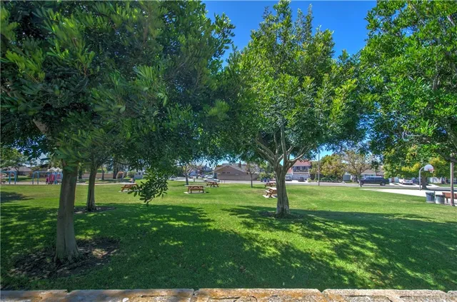 $6,500 | 5672 Larkmont Drive, Huntington Beach, CA 92649