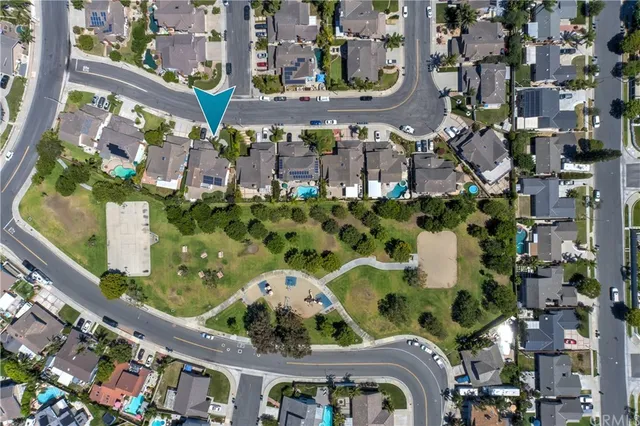 $6,500 | 5672 Larkmont Drive, Huntington Beach, CA 92649