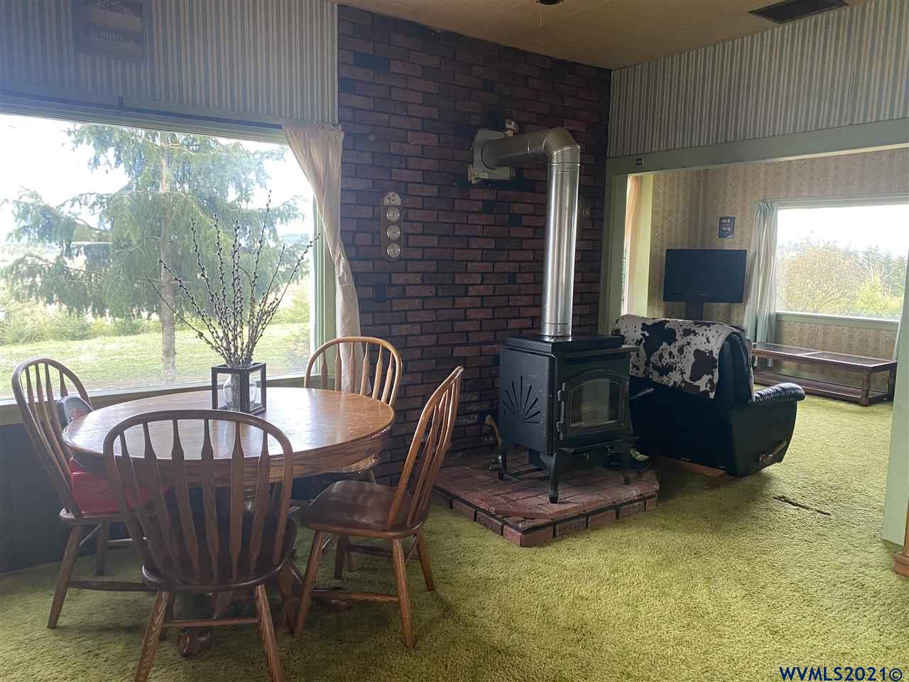 2390 Elliott Road Dallas, OR 97338 - Photo 18 of 21 Gallery Image 18