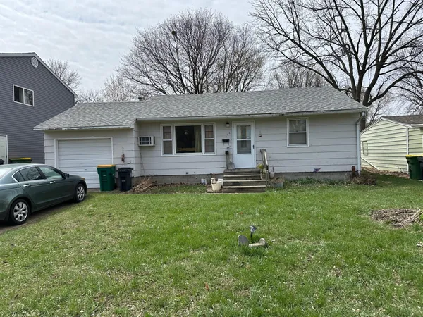 $62,000 | 406 Williams Street, Marshall, MN 56258