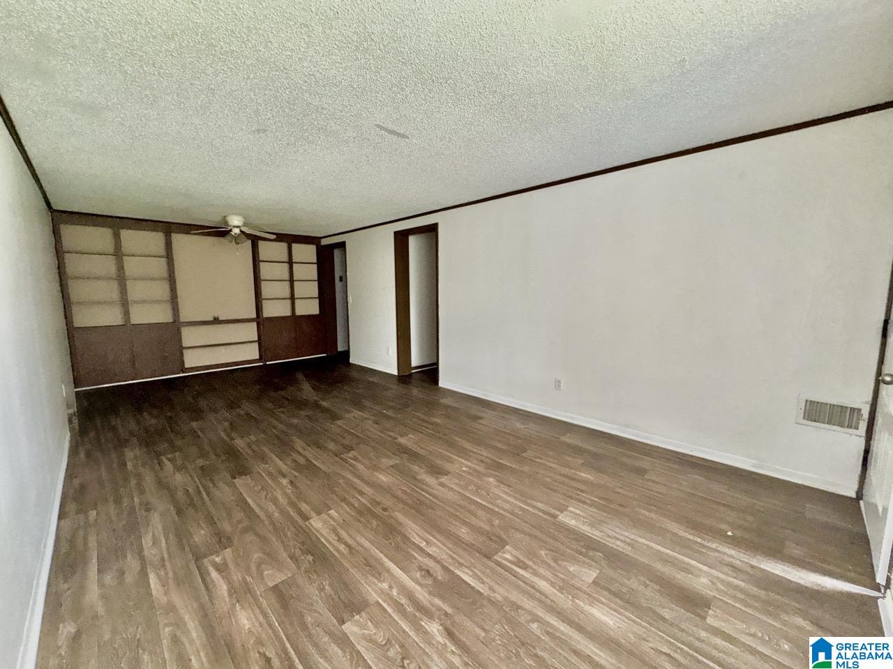 1700 Greenbrier Dear Road, Unit 403 106A Anniston, AL 36207 - Photo 7 of 36