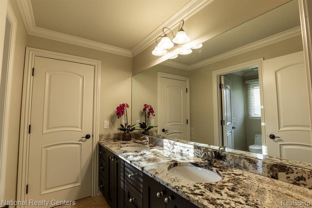 816 Palms Road Bloomfield Hills, MI 48304 - Photo 28 of 48