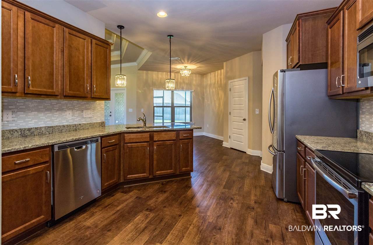 7076 Rocky Rd Loop Gulf Shores, AL 36542 - Photo 12 of 34 Kitchen
