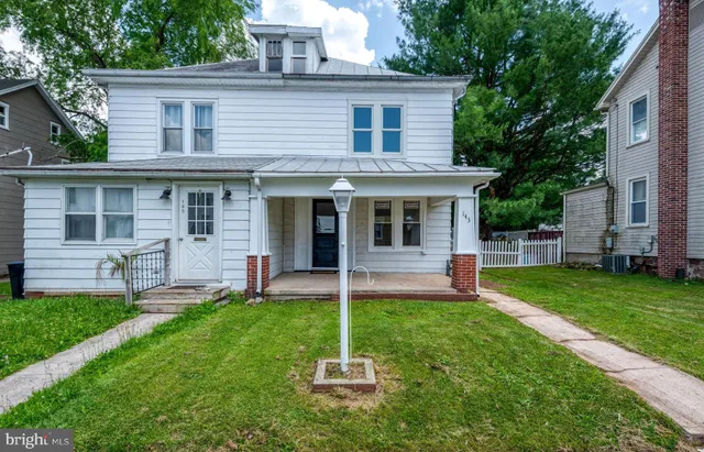 $199,900 | 143 North Second Street, Mount Wolf, PA 17347