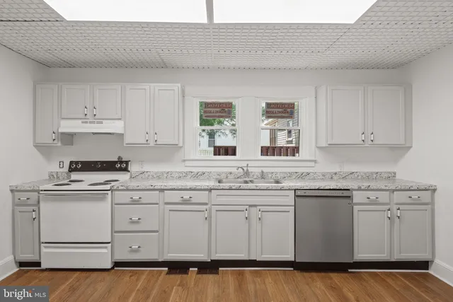 $199,900 | 143 North Second Street, Mount Wolf, PA 17347