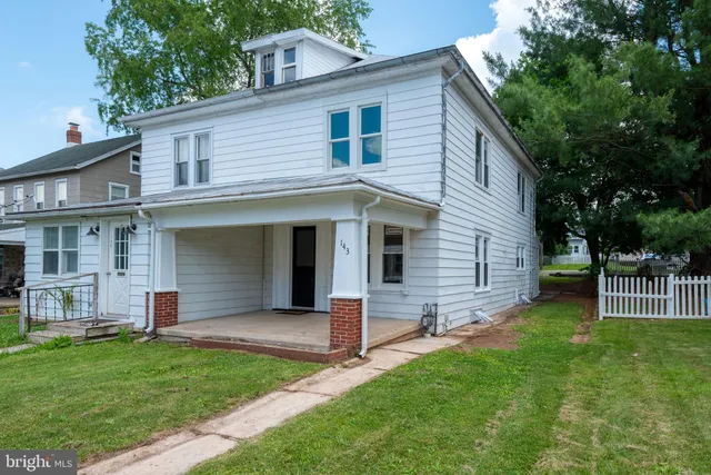 $199,900 | 143 North Second Street, Mount Wolf, PA 17347