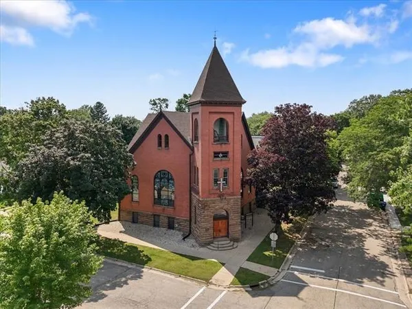 $249,900 | 101 West Church Street, Evansville, WI 53536