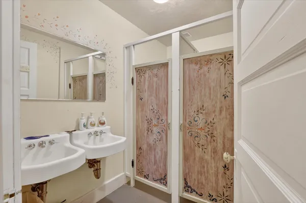 $249,900 | 101 West Church Street, Evansville, WI 53536