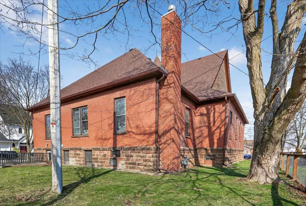 $249,900 | 101 West Church Street, Evansville, WI 53536