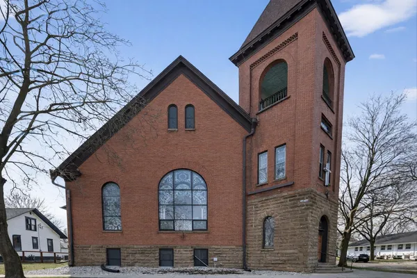 $249,900 | 101 West Church Street, Evansville, WI 53536