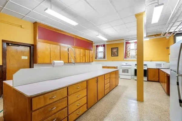 $249,900 | 101 West Church Street, Evansville, WI 53536