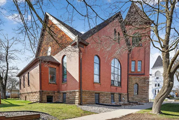 $249,900 | 101 West Church Street, Evansville, WI 53536