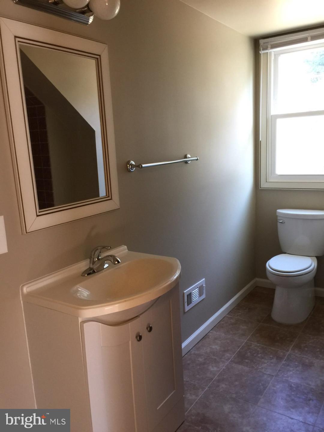 1369 Rothley Avenue Abington, PA 19001 - Photo 15 of 19 Gallery Image 15