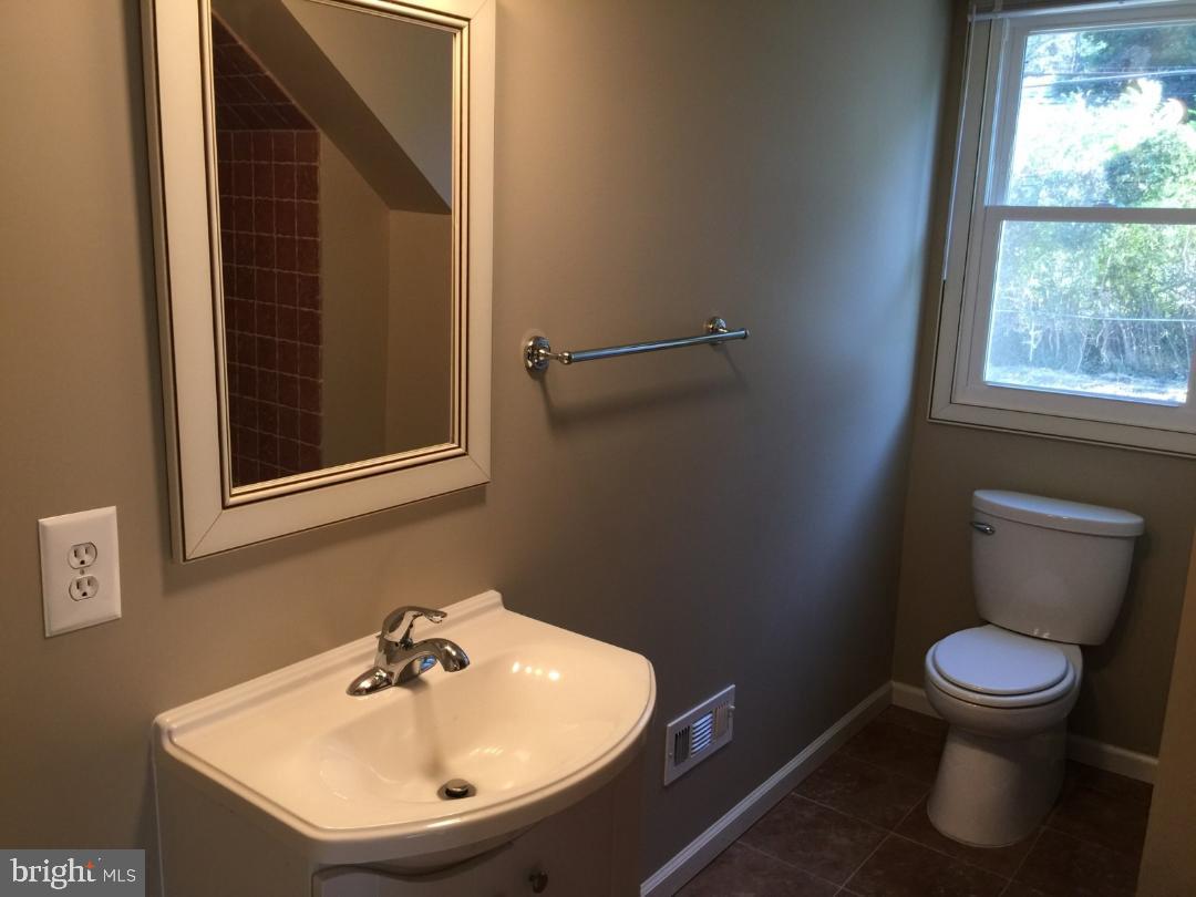 1369 Rothley Avenue Abington, PA 19001 - Photo 10 of 19 Gallery Image 10