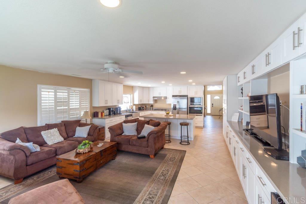 128 Roper Court Encinitas, CA 92024 - Photo 40 of 46 Gallery Image 40