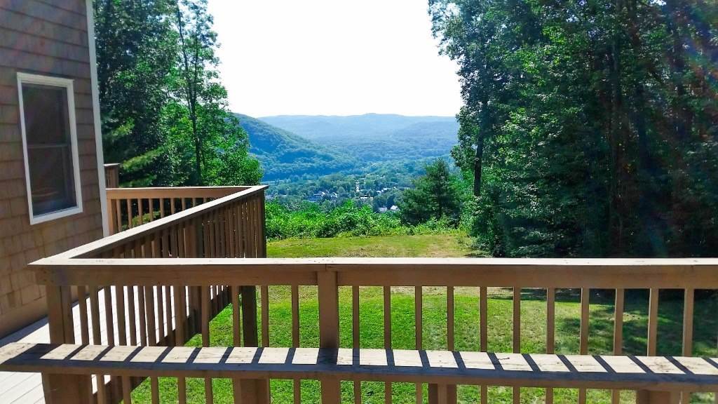 72 Griswold Drive Rockingham, VT 05101 - Photo 3 of 13 Gallery Image 3