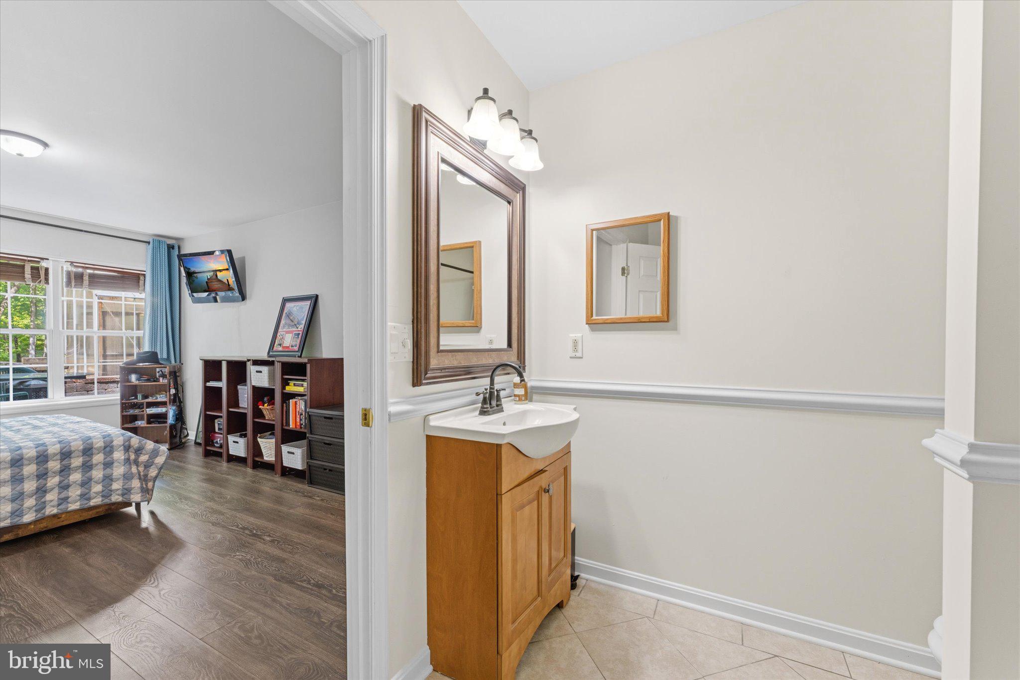 3800 Mountain Road Haymarket, VA 20169 - Photo 61 of 73 Bedroom with privated bathroom -Lower level.