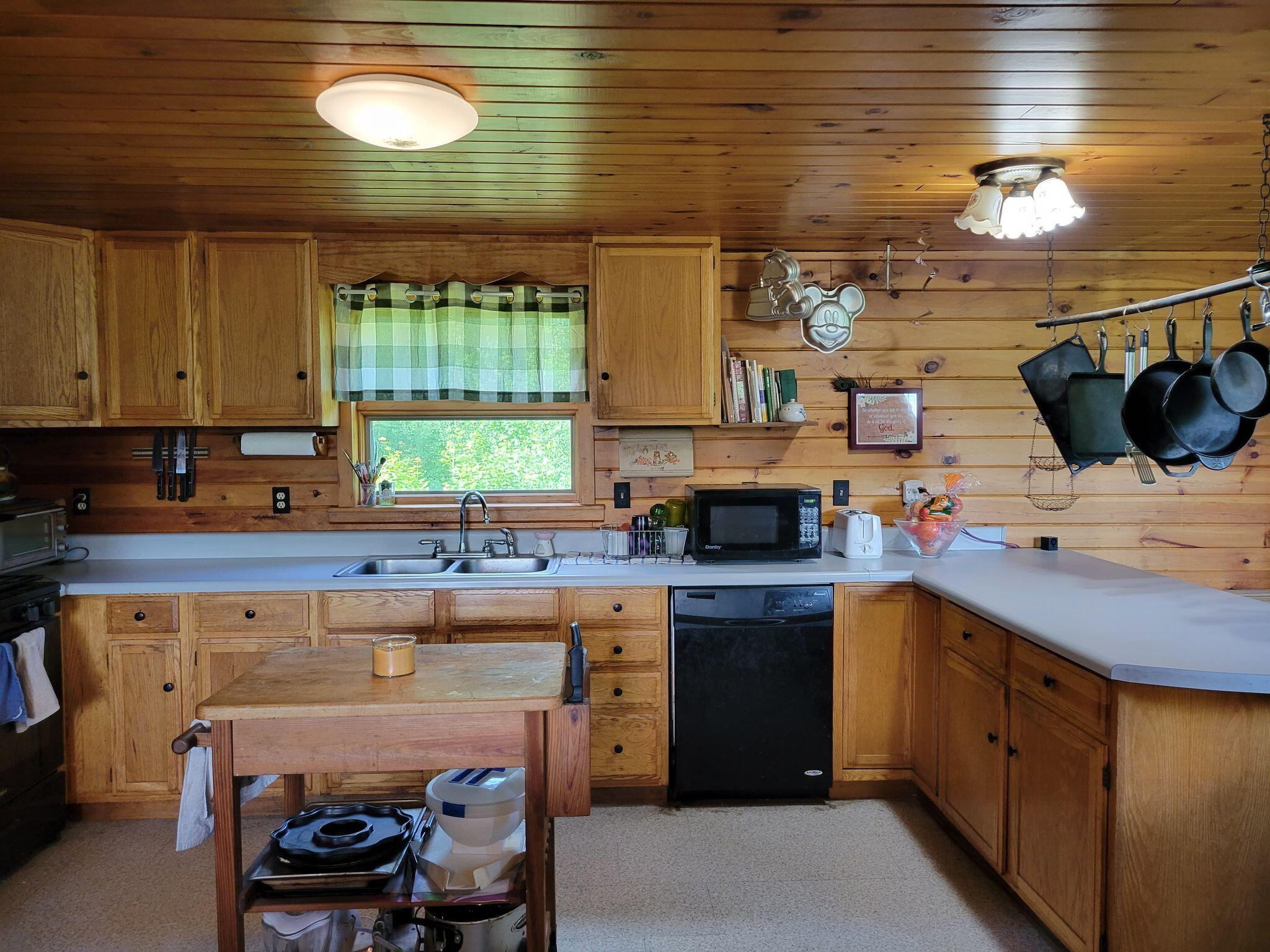 67 Winter Hill Road Carthage, ME 04224 - Photo 14 of 54 283764300_752902942554485_80436048244494