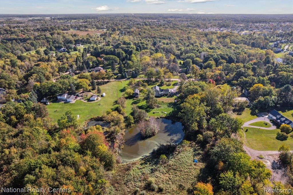 27293 Martindale Road South Lyon, MI 48178 - Photo 59 of 68