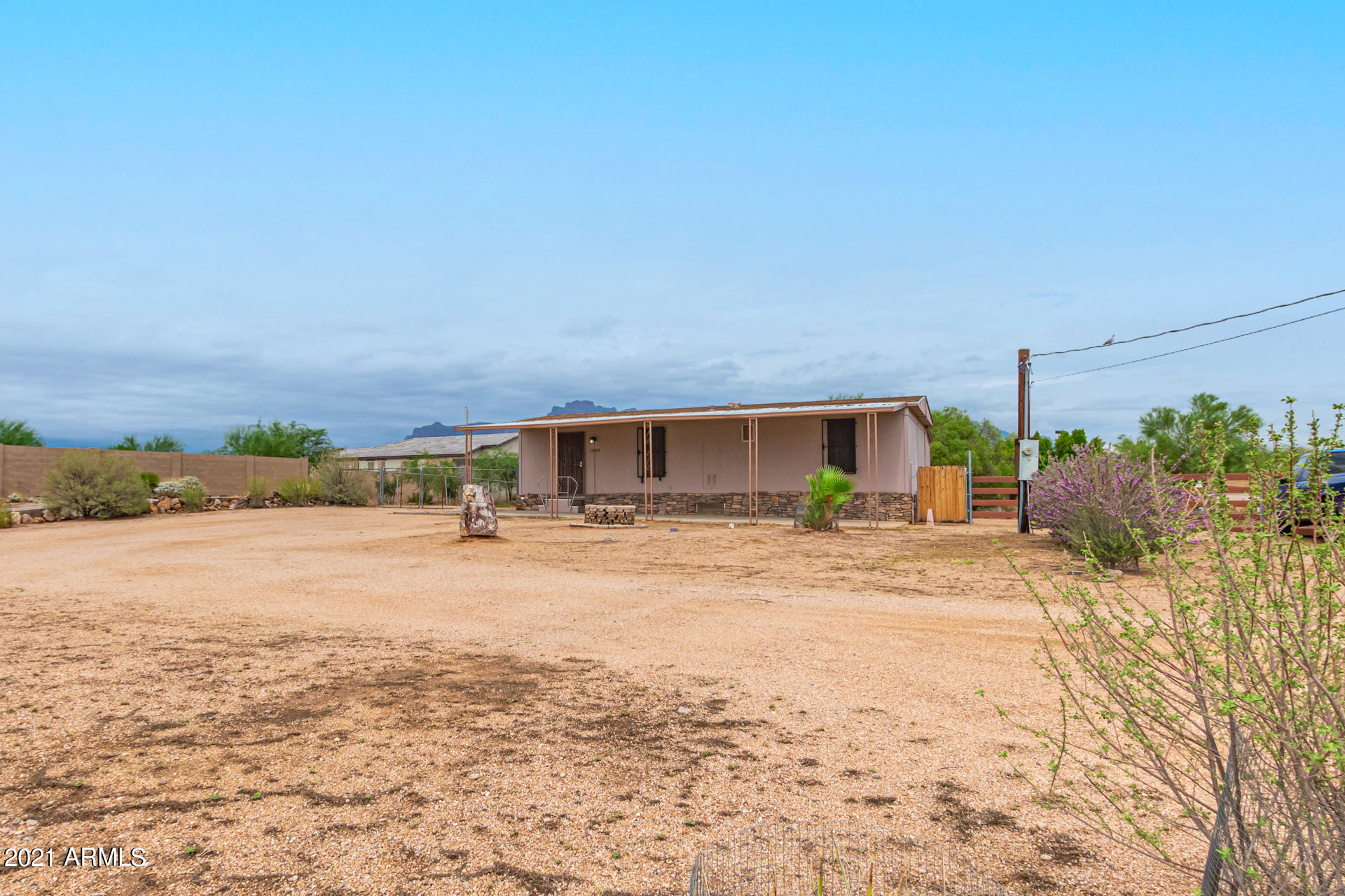 1953 South Tomahawk Road Apache Junction, AZ 85119 - Photo 3 of 27 02 - Tomahawk