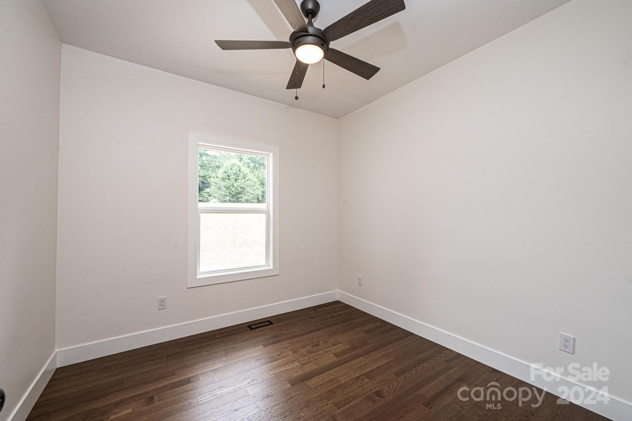 4931 Midway Sand Road Hickory, NC 28601 - Photo 21 of 46 Gallery Image 21