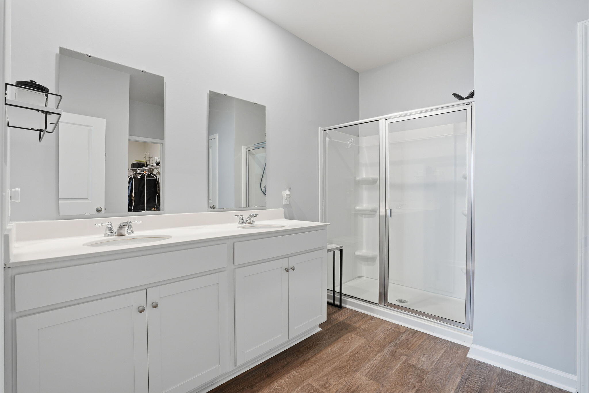 153 Ivory Shadow Road Summerville, SC 29486 - Photo 14 of 31 Primary Bathroom