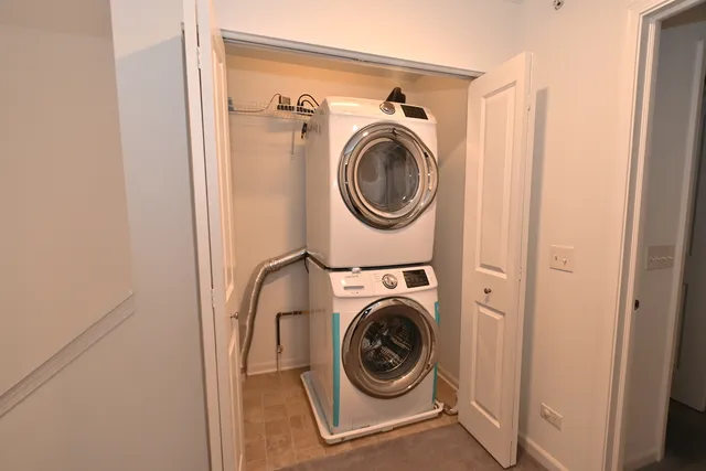 $3,600 | 8602 Ferris Avenue, Morton Grove, IL 60053