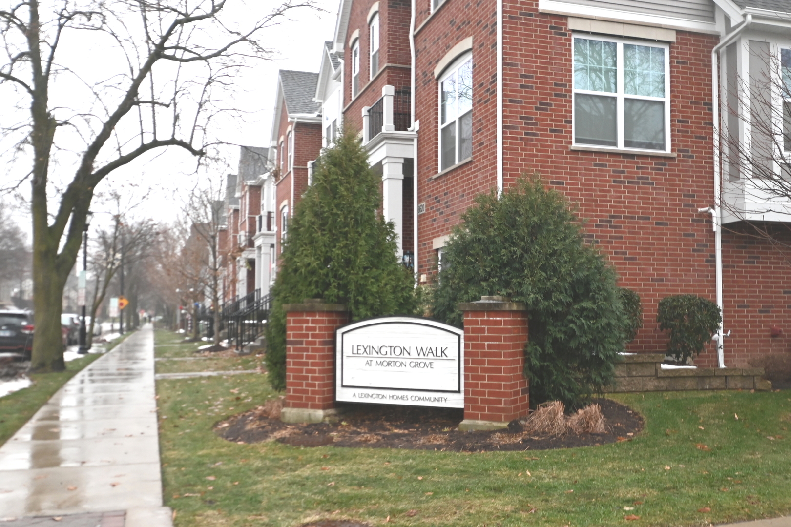 8602 Ferris Avenue Morton Grove, IL 60053 - Photo 2 of 17